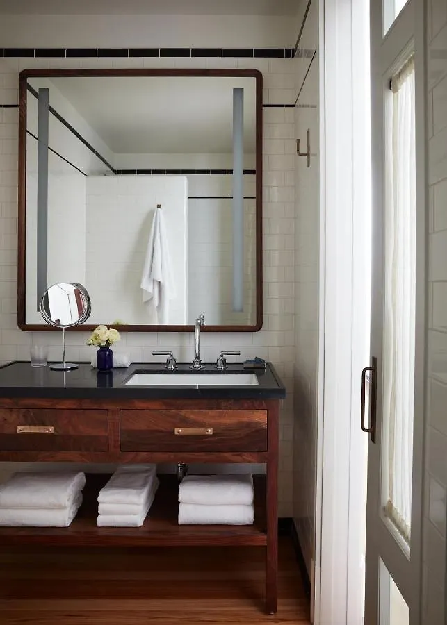 ****  Nine Orchard Hotel New York United States